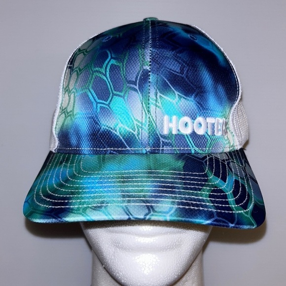 Richardson Hooters Embroidered Snap Back Trucker Hat Style 112P White Blue Green - Picture 1 of 10